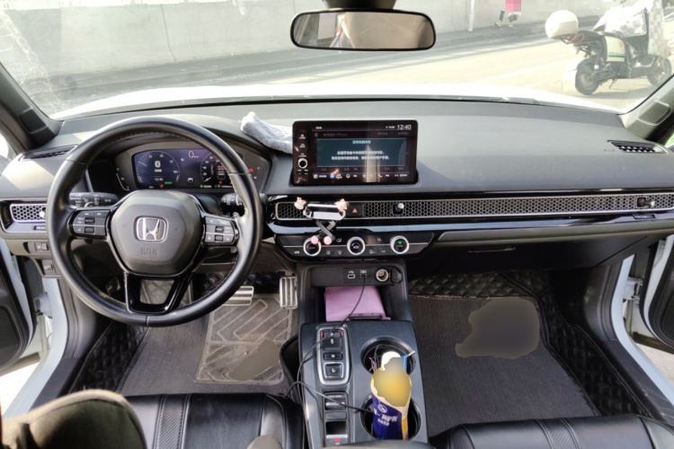 Used Honda Civic 2023 HATCHBACK 2.0L eHEV Extreme Control Edition Center Console