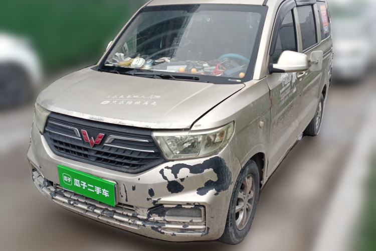 Used Wuling Hongguang V 2019 1.5L Jingqu Version China VI LAR