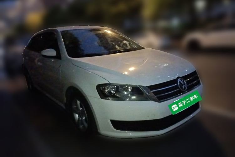 Used Volkswagen Gran Lavida 2013 1.6L Automatic Fashion Model
