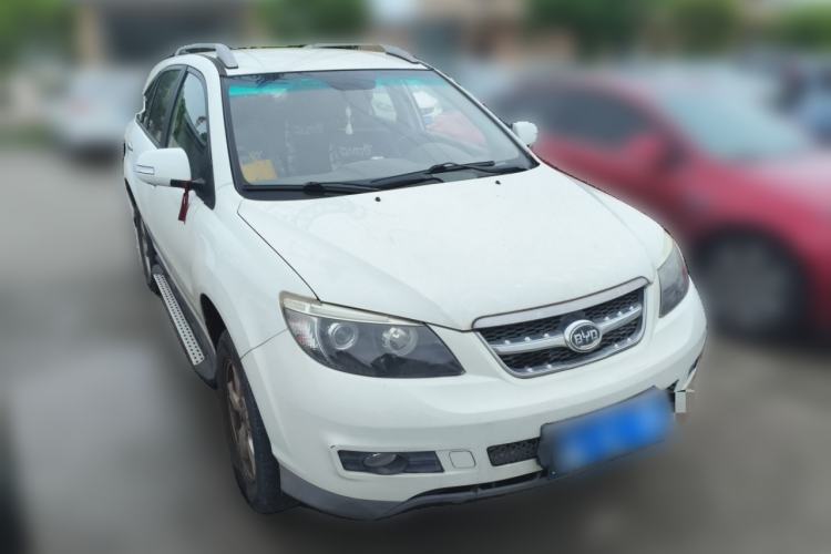 Used BYD S6 2014 2.0L Manual Luxury 5-Seater