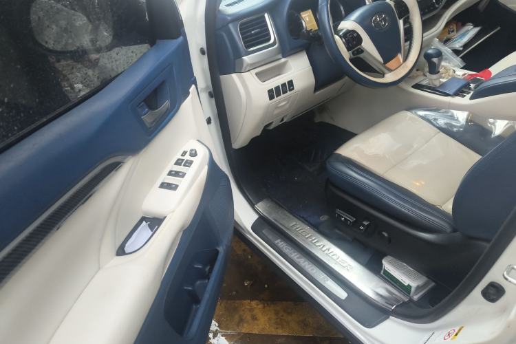 Used Toyota Highlander 2017 2.0T Four-Wheel Drive Luxury Edition 7 Seats
