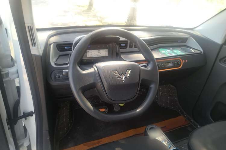 Used Wuling Hongguang MINIEV 2022 Easy Version Lithium Iron Phosphate