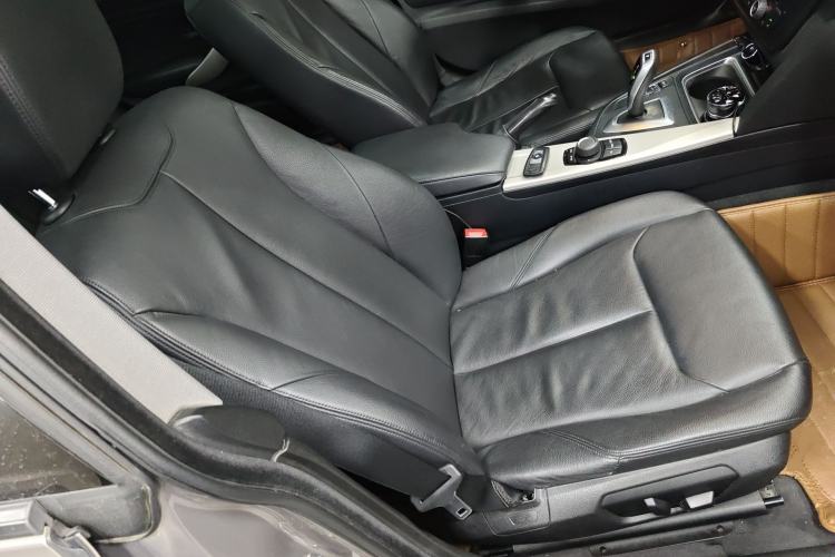 Used BMW 3 Series GT 2013 320i Leading Model Right Front Seat