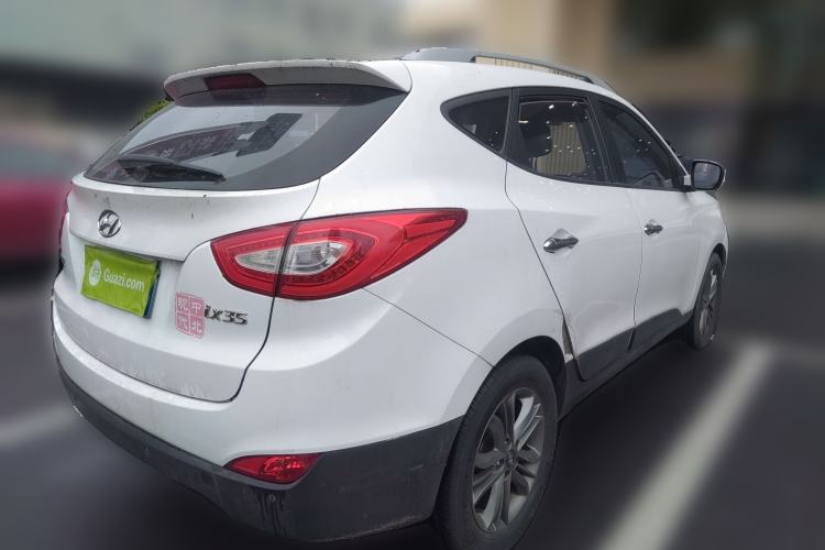 Used Hyundai ix35 2013 2.0L Automatic Two-Wheel Drive Smart GLS China IV Standard Rear Right 45 Deg