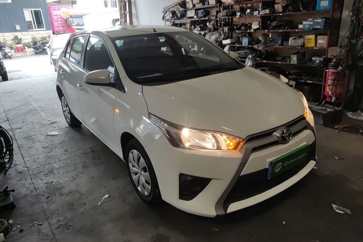 Used Toyota YARiS L Zhi Xuan 2015 1.5E Automatic Charm Edition Front Right 45 Deg