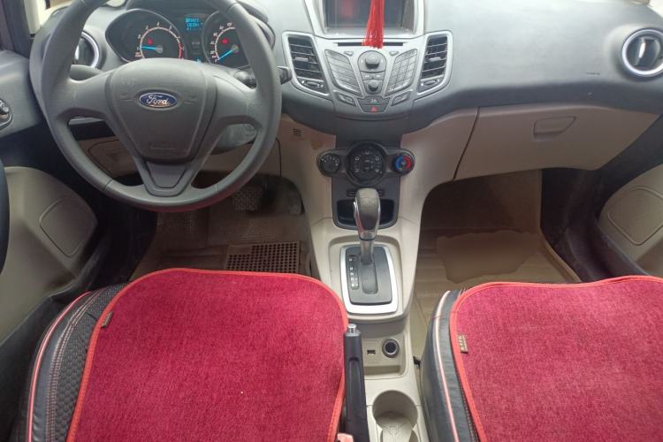 Used Ford Fiesta 2013 Sedan 1.5L Automatic Fashion Edition
