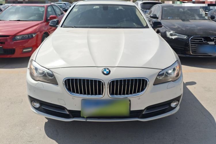 Used BMW 5 Series 2014 525Li Leading Model
