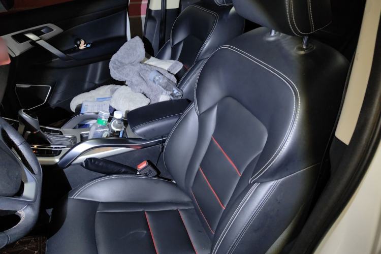 Used Geely Auto Emgrand X7 Sport 2018 1.8TD Automatic Two-Wheel Drive Zhiya Model Left Front Seat