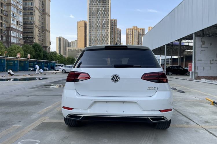 Used Volkswagen Golf 2020 Zhiai Edition 280TSI DSG Luxury Model Exterior 3