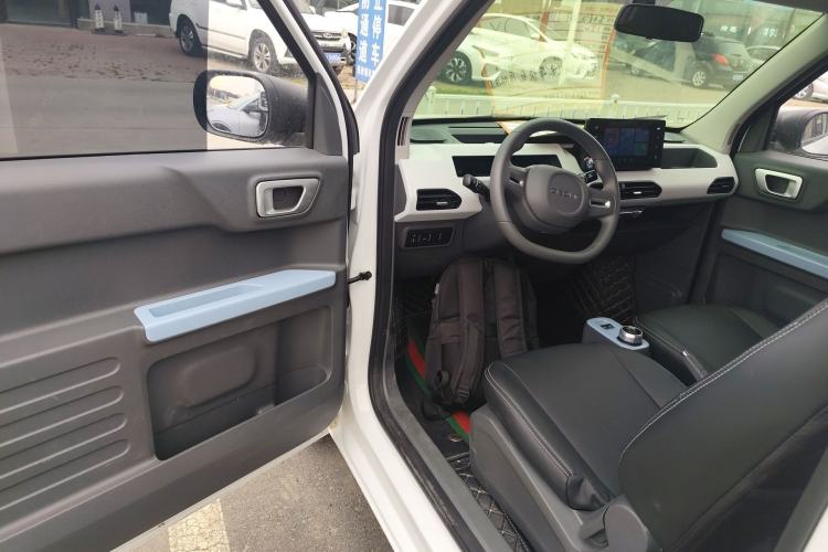 Used Geely Galaxy Panda 2024 Panda Mini 200km Endurance Bear
