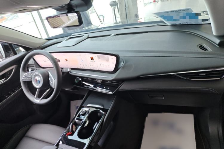 Used Buick Envision 2025 Encore Plus 28T All-Wheel-Drive Platinum Edition
