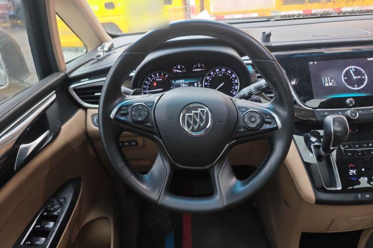 Used Buick GL8 2017 ES 28T Flagship Model China V Standard
