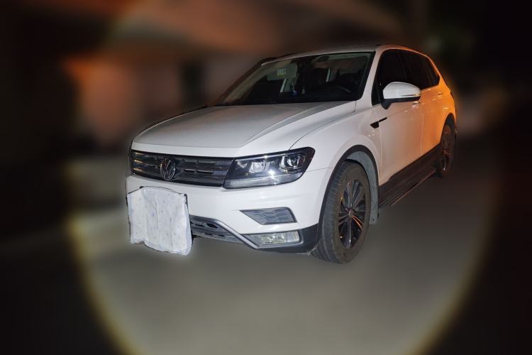 Used Volkswagen Tiguan L 2020 330TSI Automatic Two-Wheel Drive Luxury Edition China VI Standard