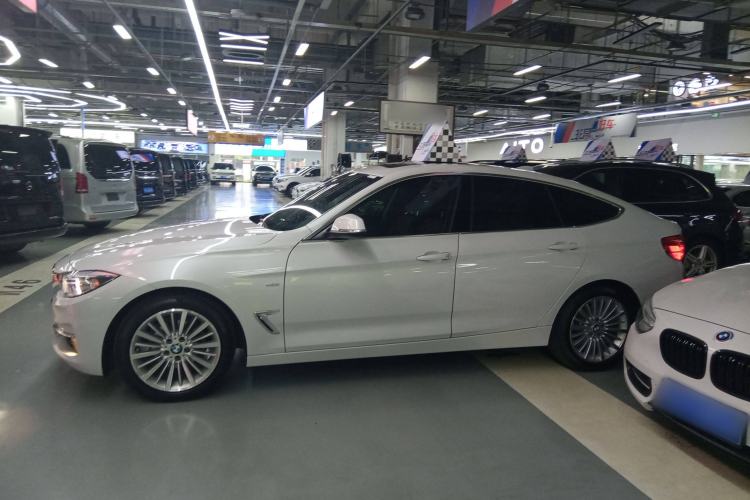 Used BMW 3 Series GT 2014 320i Design Package Model