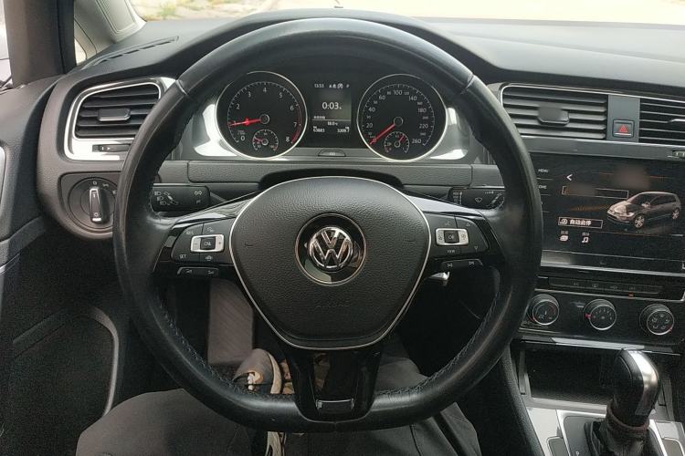 Used Volkswagen Golf 2020 200TSI DSG Comfortable and Ambitious Edition Steering Wheel