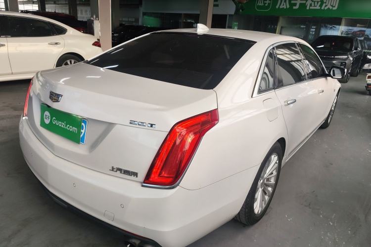 Used Cadillac CT6 2016 28T Fashion Edition Rear Right 45 Deg