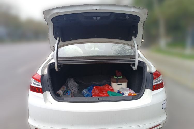 Used Peugeot 408 2014 1.6T Automatic Supreme Edition Trunk