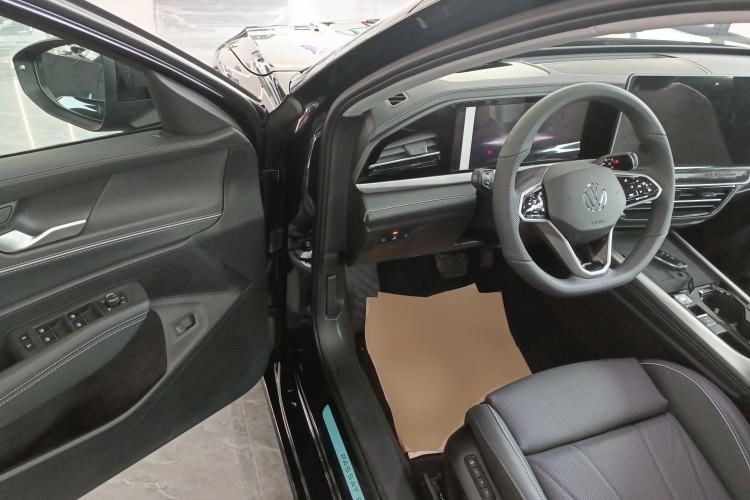 Used Volkswagen Passat 2026 Model, Pro 380TSI Xingkong Longyun Edition Driver Seat