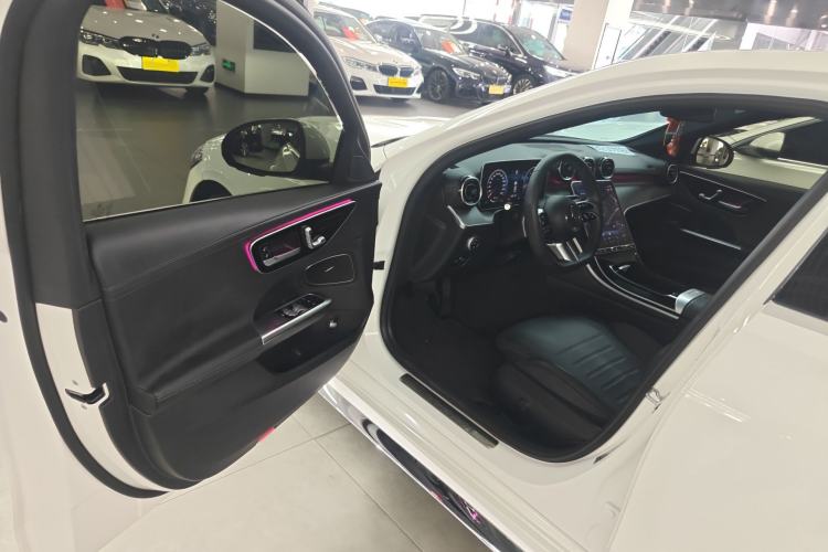 Used Mercedes-Benz C-Class 2023 C 200 L Sport Edition Driver Seat