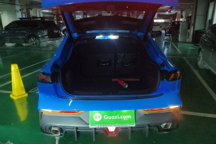 Used Changan UNI-V 2022 1.5T Smart Navigation Version