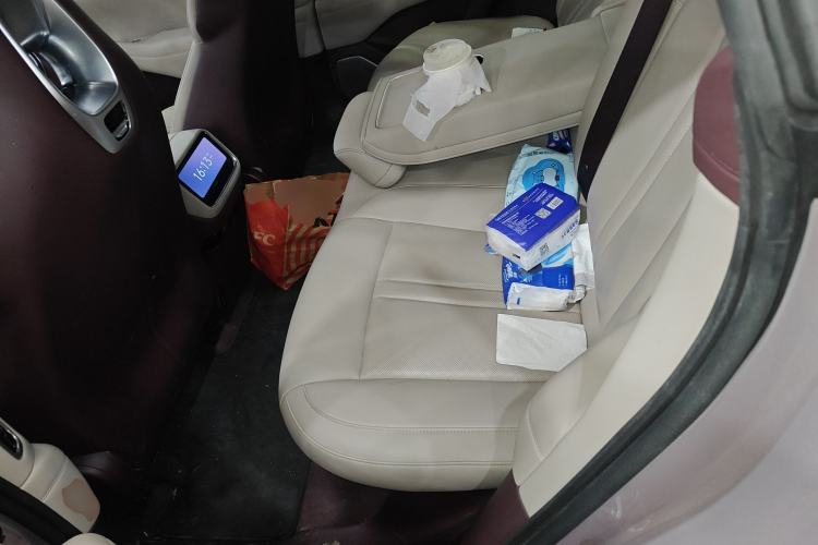 Used Xiaomi Auto YU7 2025 Ultra-Long Range Rear-Wheel Drive Version
