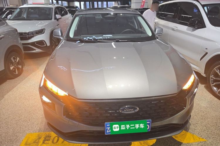 Used Ford Mondeo 2023 EcoBoost 180 Luxury Model
