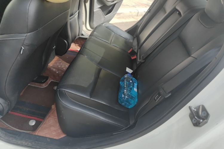 Used Ford Escort 2015 1.5L Automatic Fashion Model Left Rear Seat