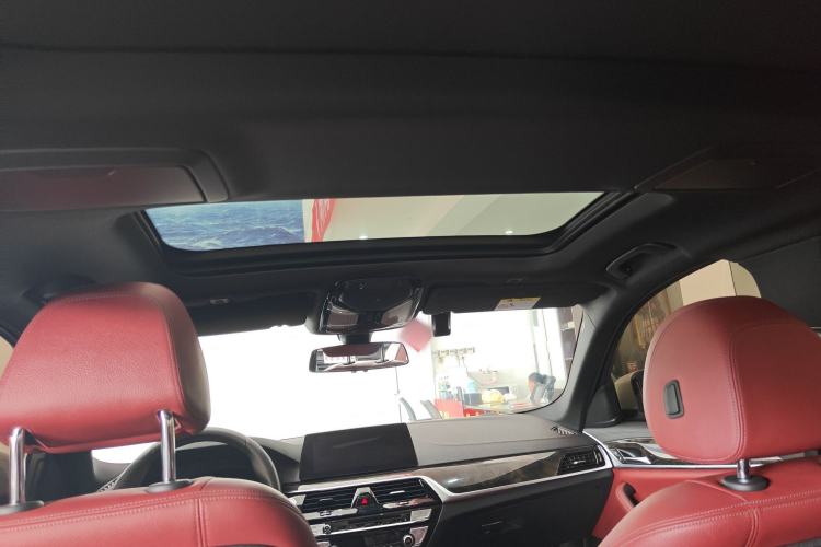 Used BMW 5 Series 2019 530Li Leading Model M Sport Package
