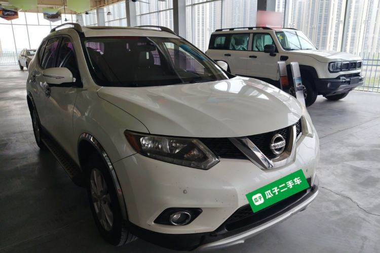 Used Nissan X-Trail 2015 2.0L CVT Comfort MAX Edition 2WD
