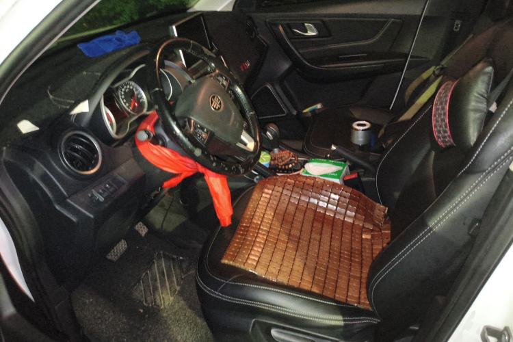 Used Bestune X40 2018 Internet Celebrity Edition 1.6L Automatic Luxury Version Left Front Seat