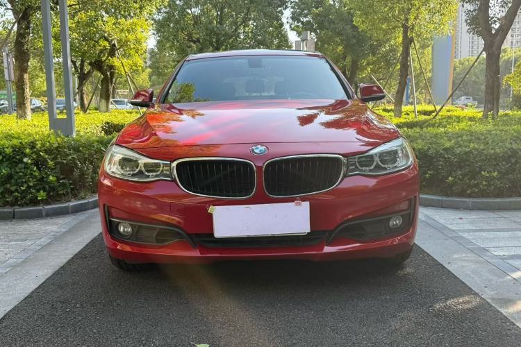 Used BMW 3 Series GT 2014 320i Leading Model