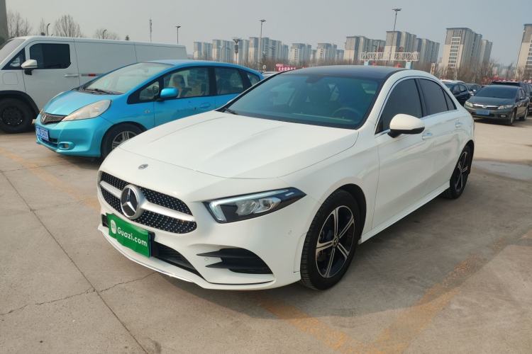Used Mercedes-Benz A-Class 2022 Revised Version A 200 L Sport Sedan Fashionable Style