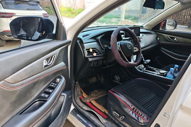 Used CHANGAN CS75 2020 280T DCT Luxury Version China VI Standard
