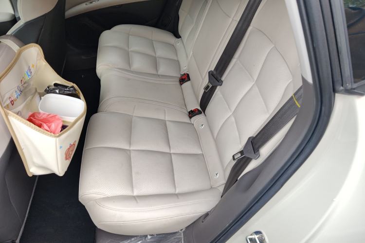 Used IM L6 2024 Max Long-Range Version Left Rear Seat