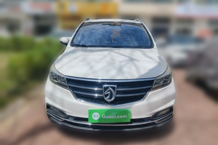 Used Baojun 730 2017 1.8L iAMT Prestige Version 7 Seats Front
