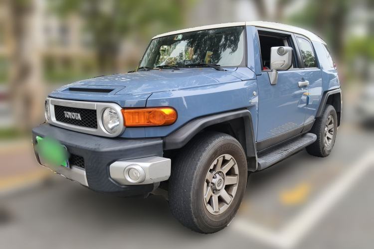 Used Toyota FJ Cruiser 2017 4.0 Automatic Parallel Import Version