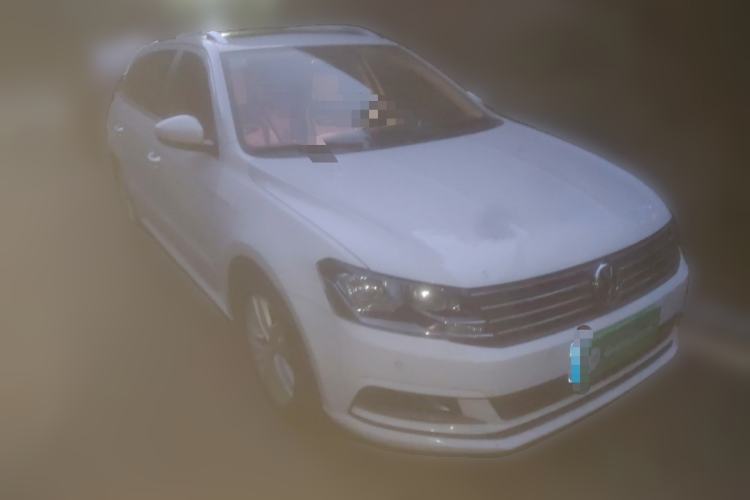 Used Volkswagen Gran Lavida 2017 180TSI DSG Comfort Edition
