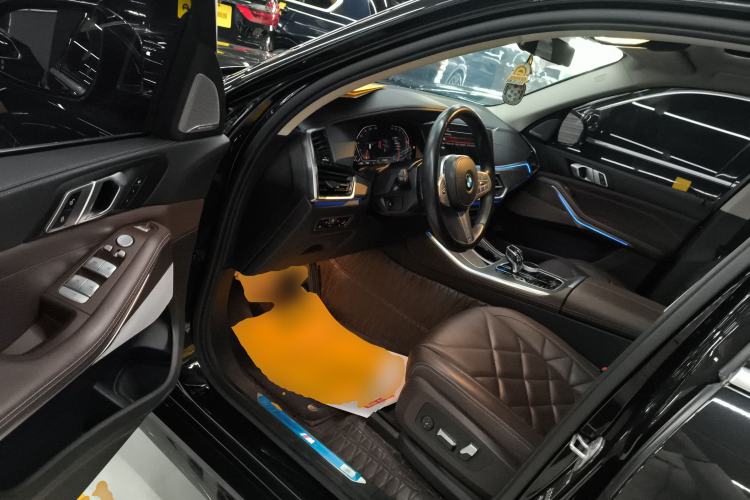 Used BMW X5 2022 Restyled xDrive 30Li M Sport Package
