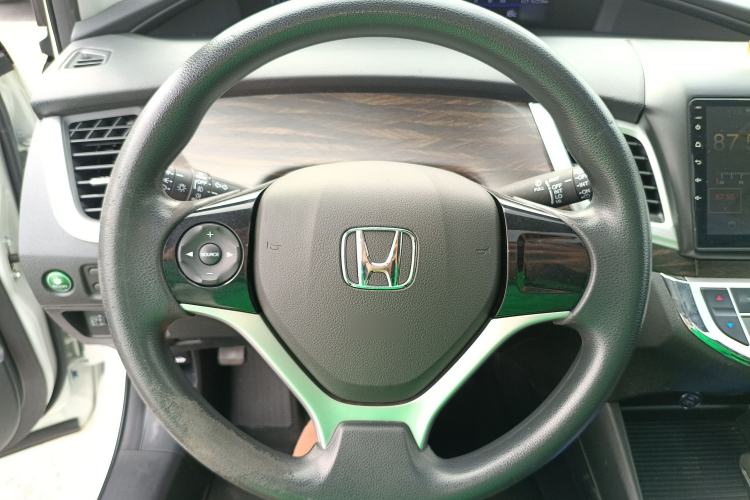 Used Honda Jade 2017 1.8L automatic Comfort version 5 seats