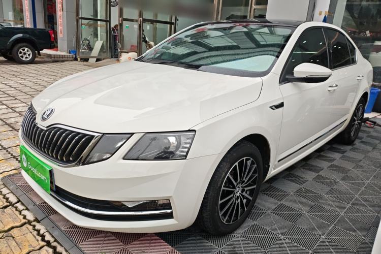 Used Skoda Octavia 2018 TSI230 DSG Luxury Edition