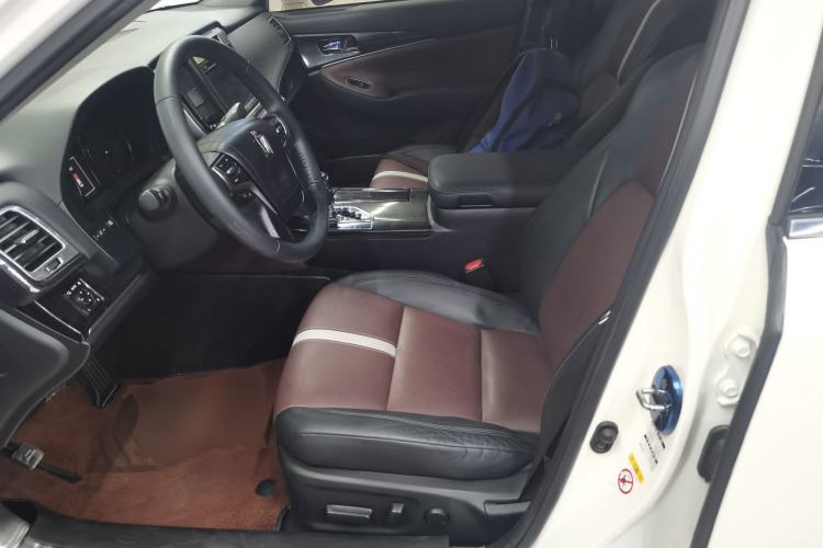 Used Toyota Crown 2017 2.0T Sport Edition
