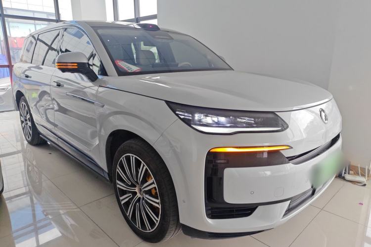 Used Denza N9 2025 Flagship Model Exterior 1