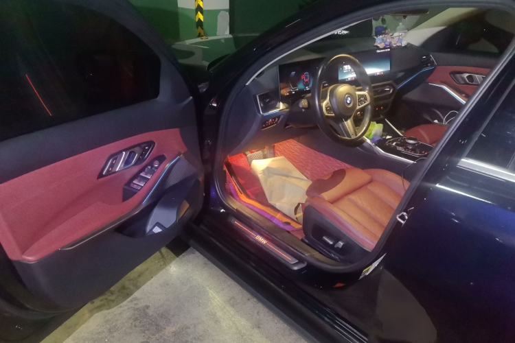 Used BMW i3 2022 eDrive 35 L Driver Seat