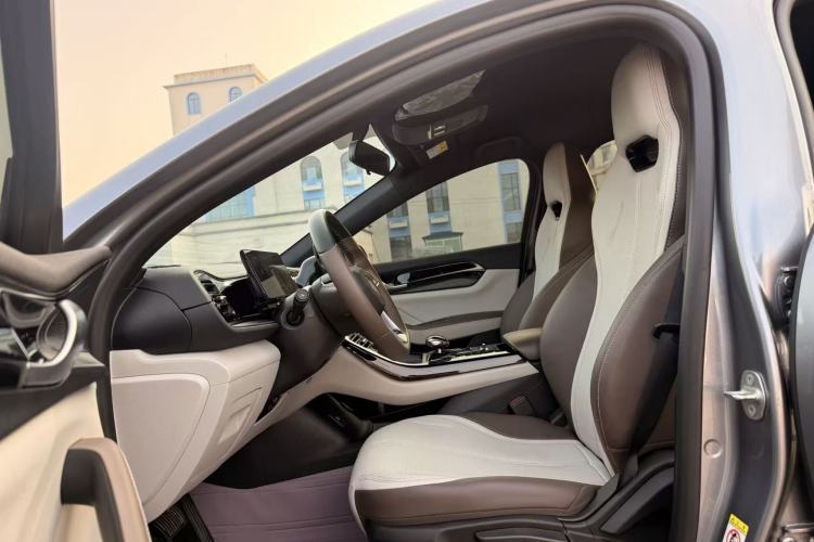 Used BYD Qin PLUS 2024 HONOR Edition DM-i 55KM Leading Model