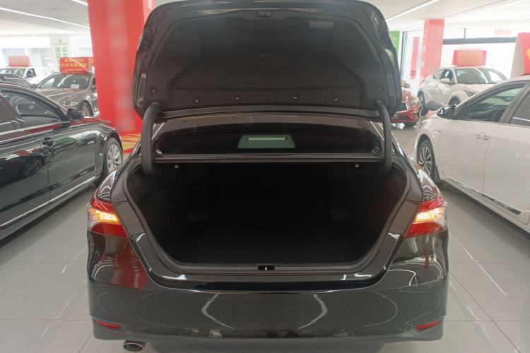 Used Toyota Camry 2019 Revised Version Dual-Engine 2.5 HG Luxury Edition