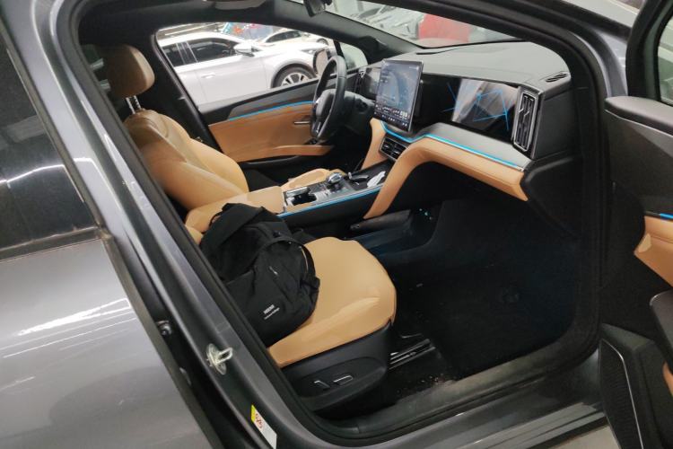 Used BYD Song L DM-i 2024 160km Beyond Edition
