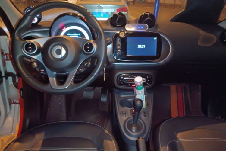 Used smart forfour 2016 0.9T 66 kW Pioneer Edition