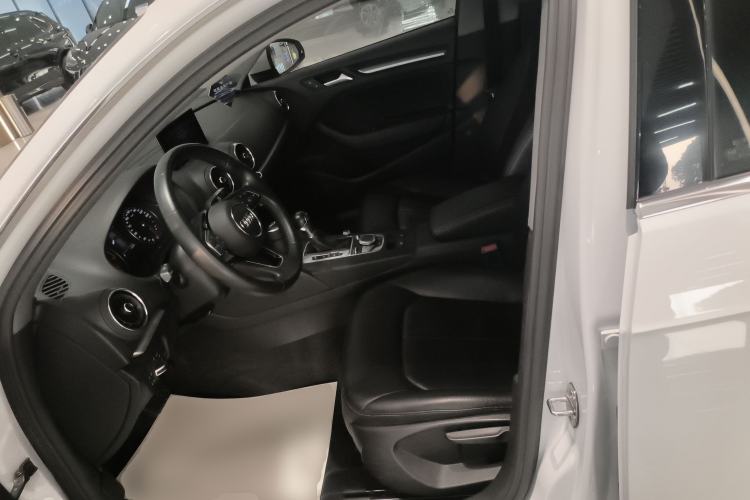 Used Audi A3 2018 30th Anniversary Edition Sportback 35 TFSI Ambition Model