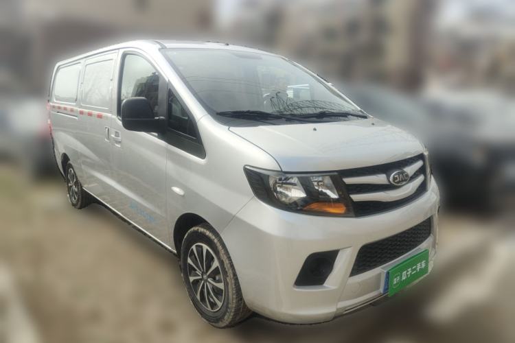 Used JAC Refine M3 2021 PLUS 1.8L 2-Seat Shuttle Version Front Right 45 Deg