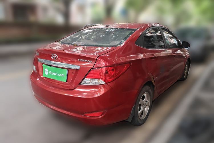 Used Hyundai Verna (older generation) 2010 Sedan 1.4L Automatic Comfort Model GS
